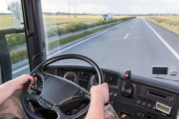 Heavy Truck Driving License in Australia